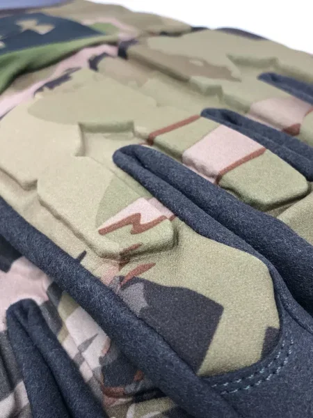 Mănuși Under Armour verde