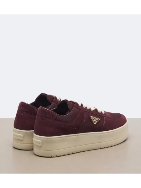 Sneakerși Prada din piele de căprioară