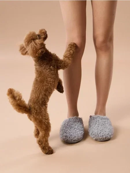 Тапочки з імітації овечої вовни сірий