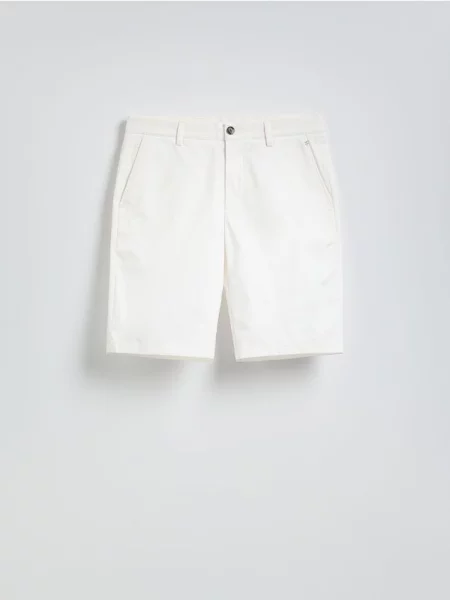 Pantaloni scurți Reserved alb