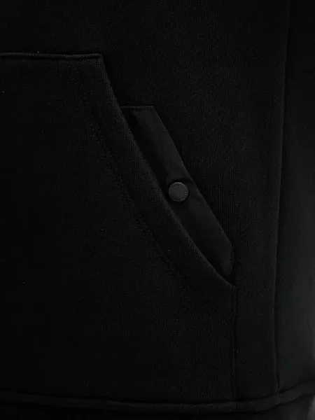 Однотонный свитер Trussardi с капюшоном черный