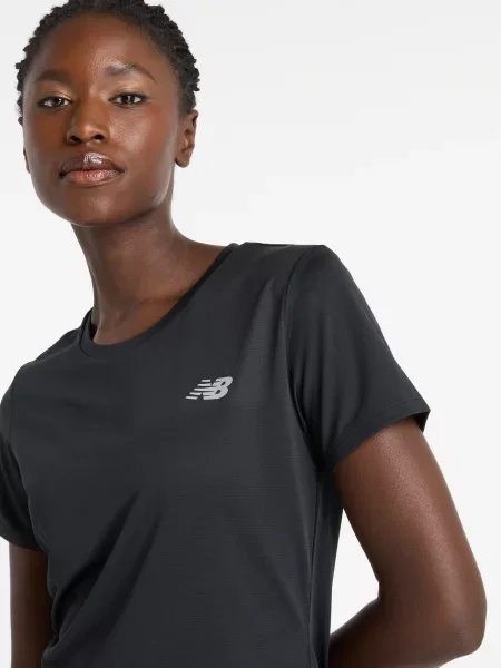 Спортивна футболка New Balance чорна