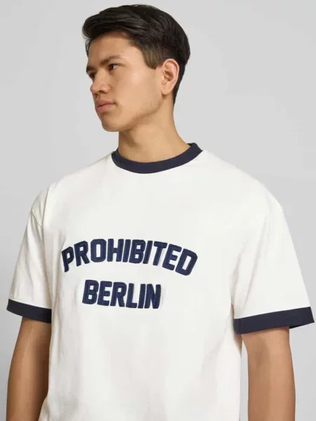 T-shirt z wyhaftowanym logo model Rush' Prohibited