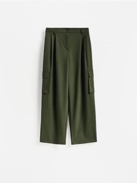 Reserved Pantaloni cu cargo verde