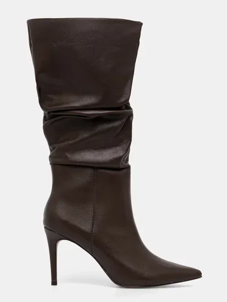 Кожаные сапоги Answear.lab на шпильке коричневые