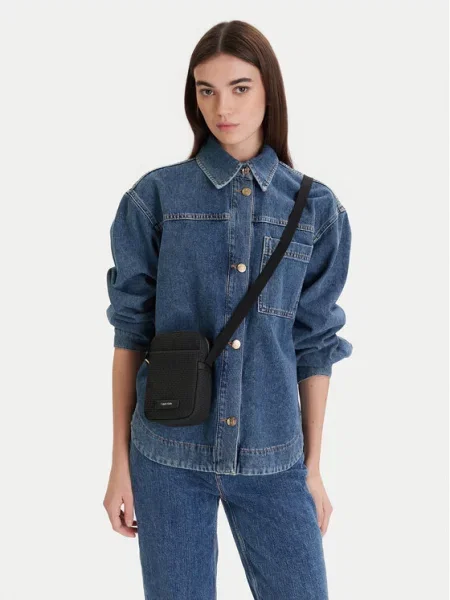 Calvin Klein Torbica za okrog pasu Embossed Woven Slim Reporter črna