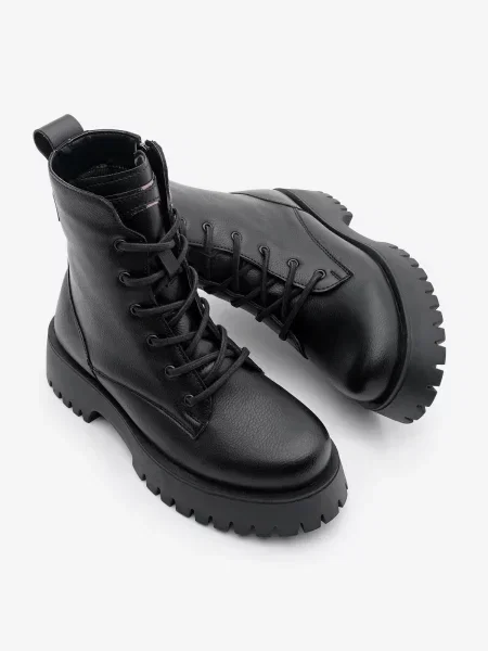 Botine Marjin cu șireturi din dantelă negru