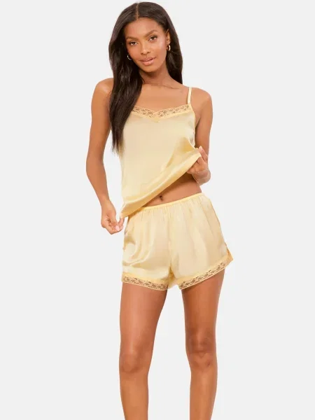 Lipsy Pantaloni scurți deschis galben