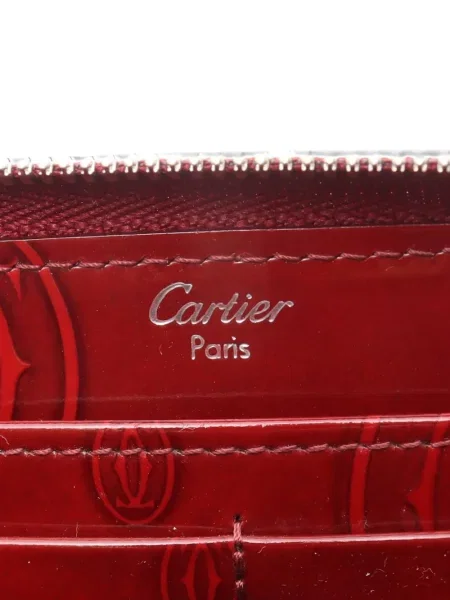 Portofel Cartier din piele de lac roșu