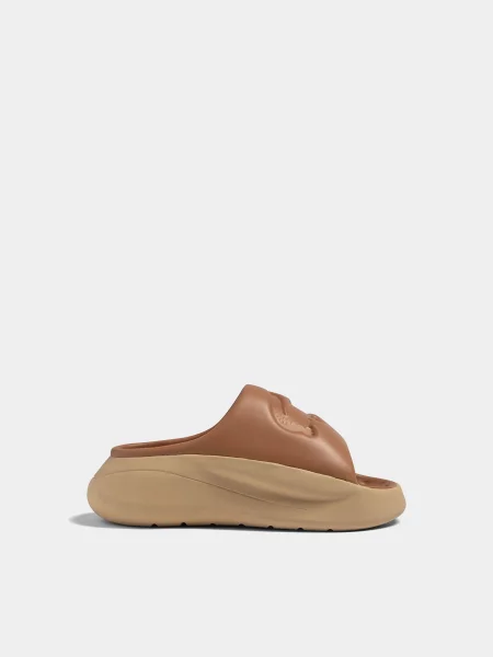 Lacoste Slide Шльопанці Пластмаса коричневий