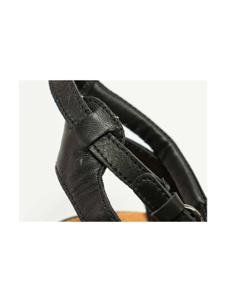 Pantofi Clarks