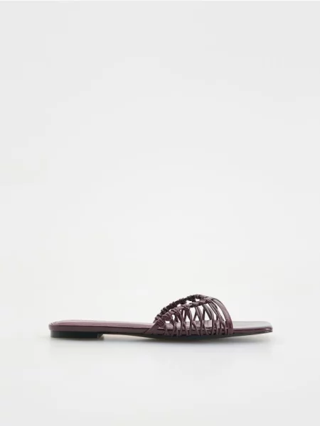 Шлепанцы Reserved с ремешками