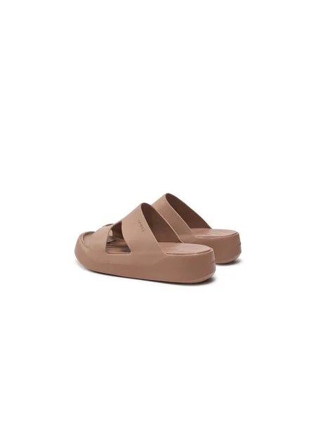 Pantofle Crocs na platformě na ramínka béžové