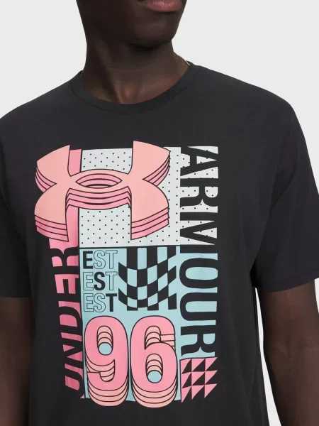 Футболка Under Armour с автографом черная