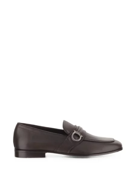 Mocasini Ferragamo maro