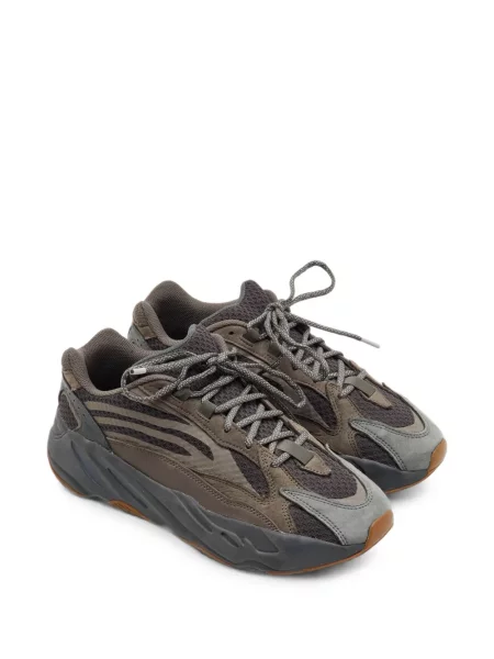 Sneakerși Adidas Yeezy maro