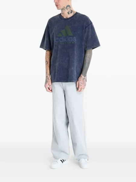 Dlouhé běžecké boty Adidas Terrex s krátkými rukávy s výstřihem do v černé