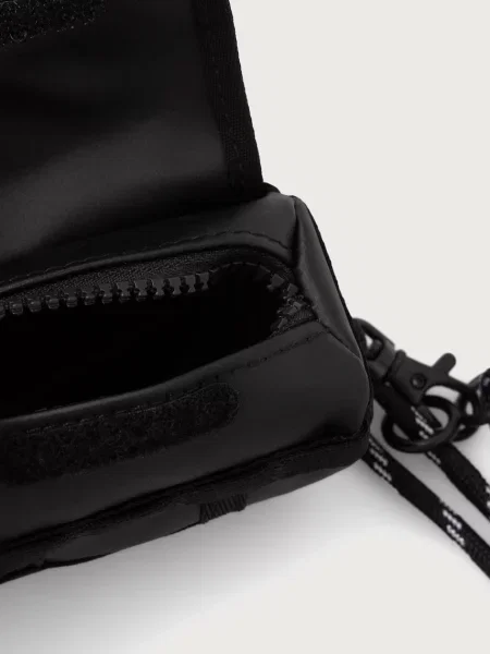 The North Face obesek za ključe Base Camp Mini Duffel črna