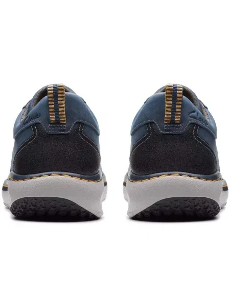 Pantofi Clarks din dantelă albastru