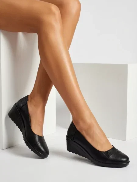 Pantofi cu toc Resti cu toc plat negru