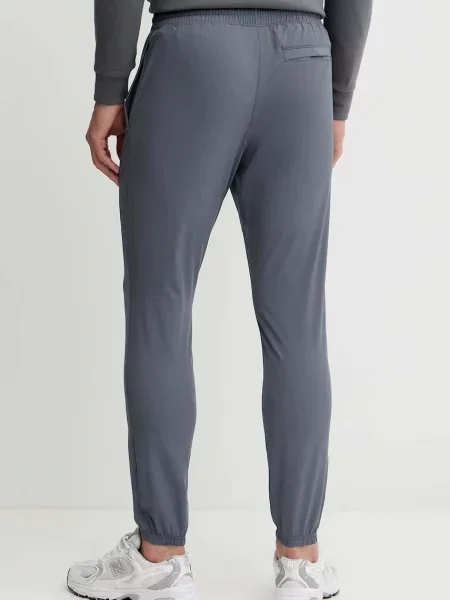 Under Armour spodnie dresowe Vibe Woven czarne