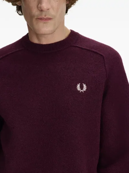 Siuvinėtas džemperis Fred Perry violetinė