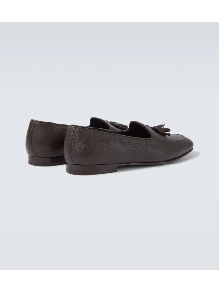 Pantofi loafer Manolo Blahnik din piele maro