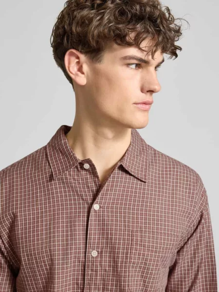 Koszula casualowa o kroju regular fit z kołnierzykiem kent Jack & Jones