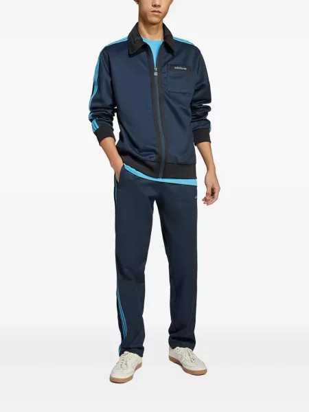 Pantaloni Adidas cu dungi cu broderie din fleece negru