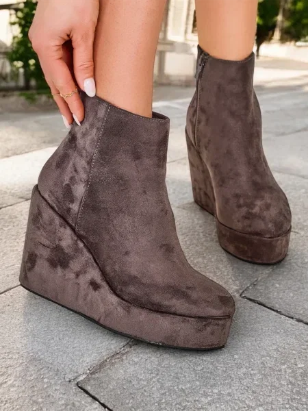 Botine Resti cu pană maro