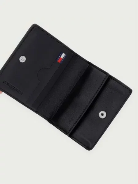 Tommy Jeans portfel RFID skórzany czarny