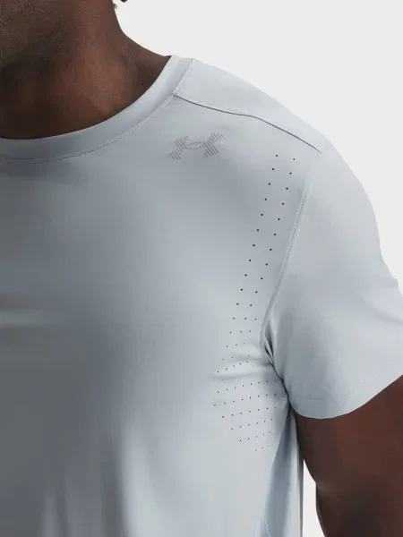 Футболка Under Armour блакитна