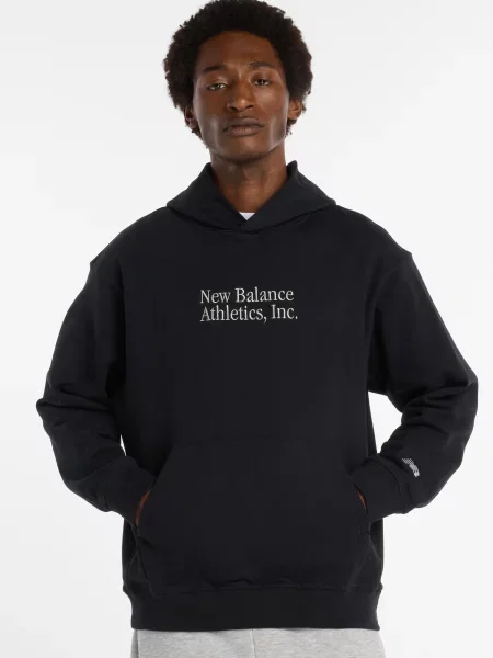 Спортивная кофта New Balance черная