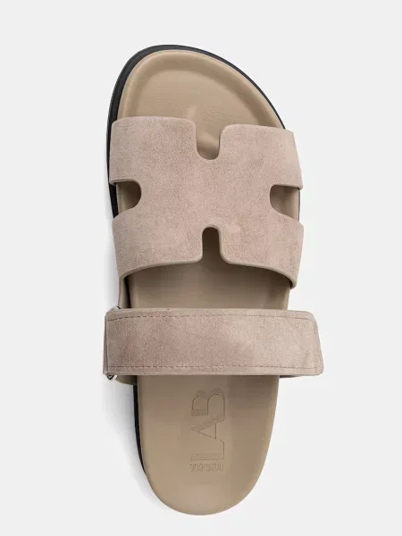 Замшевые шлепанцы Answear.lab