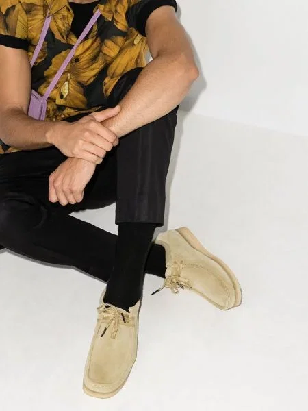 Botki Clarks Originals sznurowane zamszowe