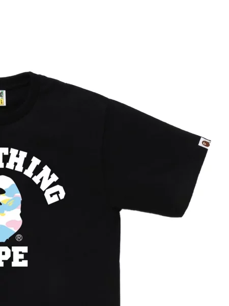 Grafic tricou A Bathing Ape® cu autograf negru