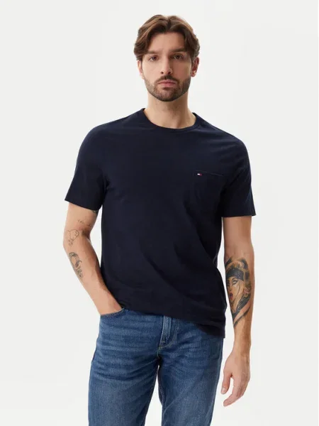 Тениска Tommy Hilfiger с изчистен дизайн тъмносиньо