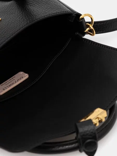 Кожаная сумка Coccinelle