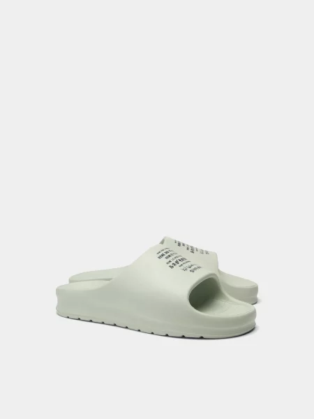 Шлепанцы Lacoste бежевые