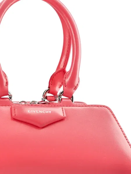 Кожаный чанта куфарчета Givenchy Antigona розово