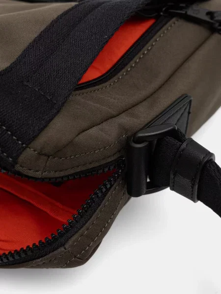 Táska Calvin Klein Canvas Mix Reporter Green Universal zöld