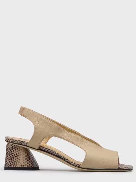 Босоножки Brunate бежевые