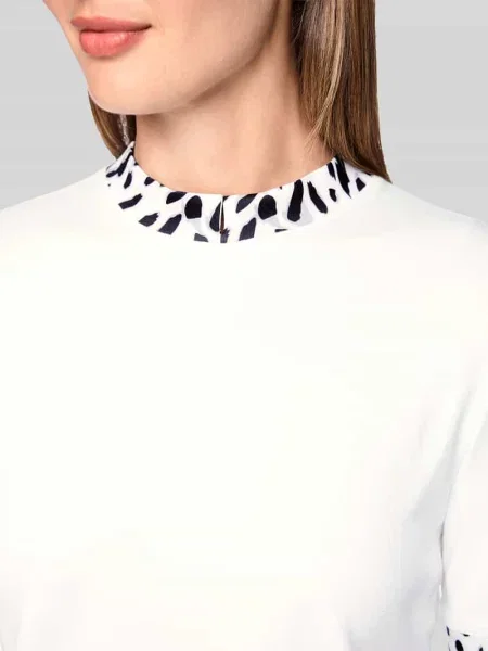 T-shirt z wykończeniem kołnierza w kontrastowym kolorze Marc Cain biała