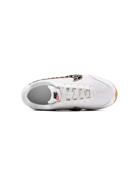 Pantofi Nike maro