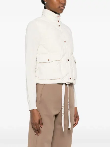 Steppelt dzseki Moncler