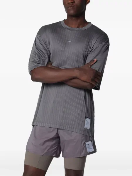 Tricou Satisfy gri