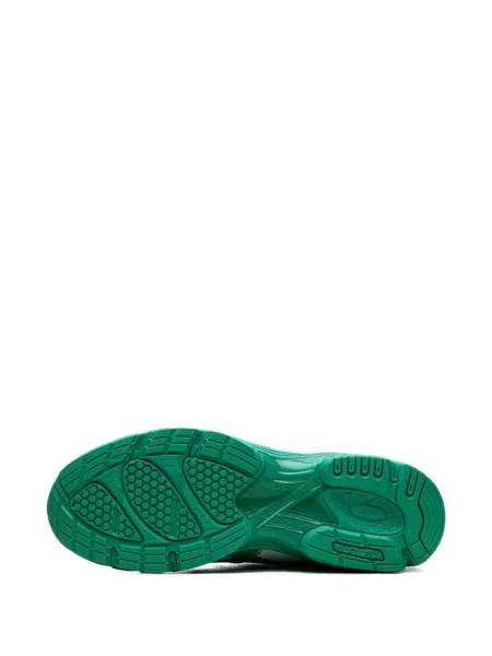 Маратонки Asics бяло