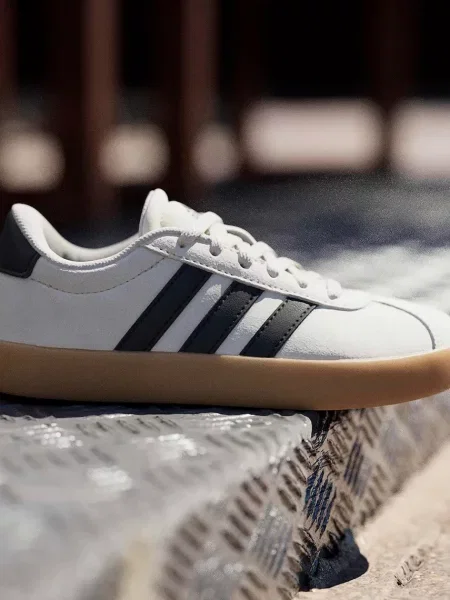 Adidas Дитячі кросівки VL COURT