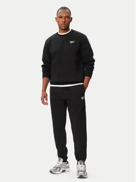 Reebok Спортивний костюм Augustyn чорний