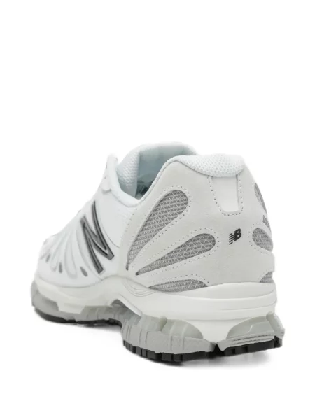 Sneakerși New Balance streetstyle gri